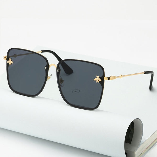 Women Oversize Square Bee Sunglasses